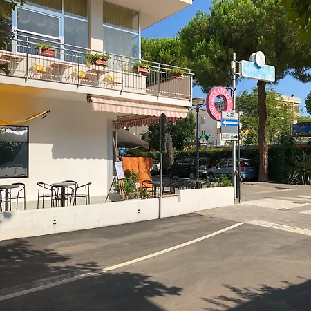 Augustus Gatteo a Mare